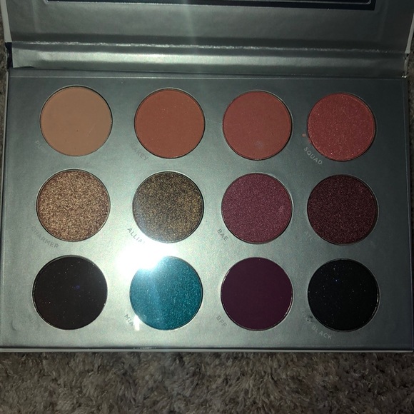 Brand new PUR x body charm palette - Picture 2 of 5